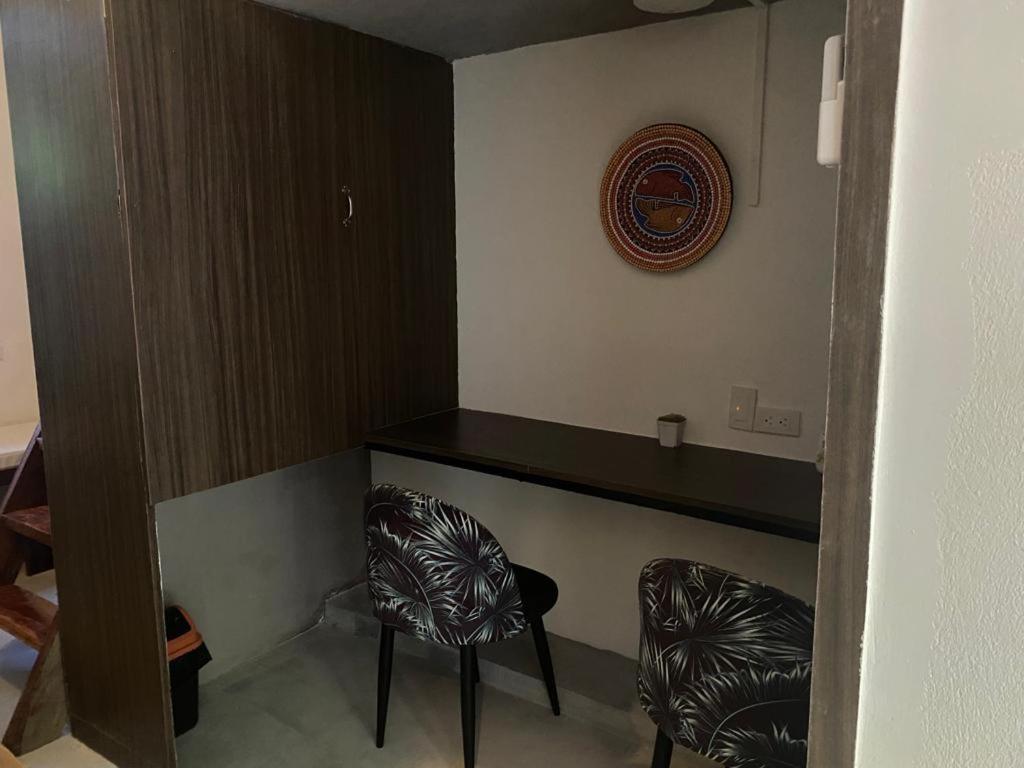 Lexias Hostel And Workspace - Siargao Catangnan Luaran gambar